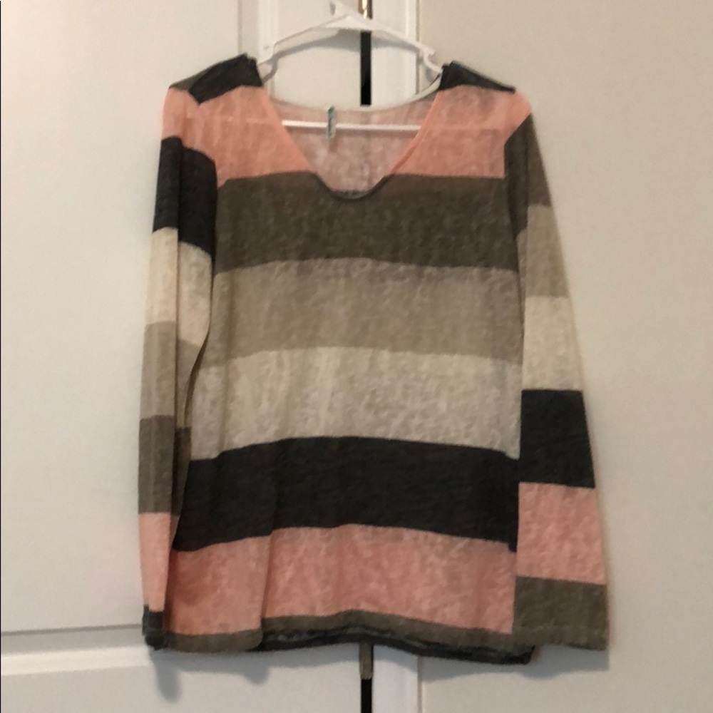 Cute women’s top!